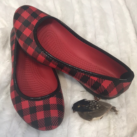 CROCS Shoes - Plaid croc slip on shoes